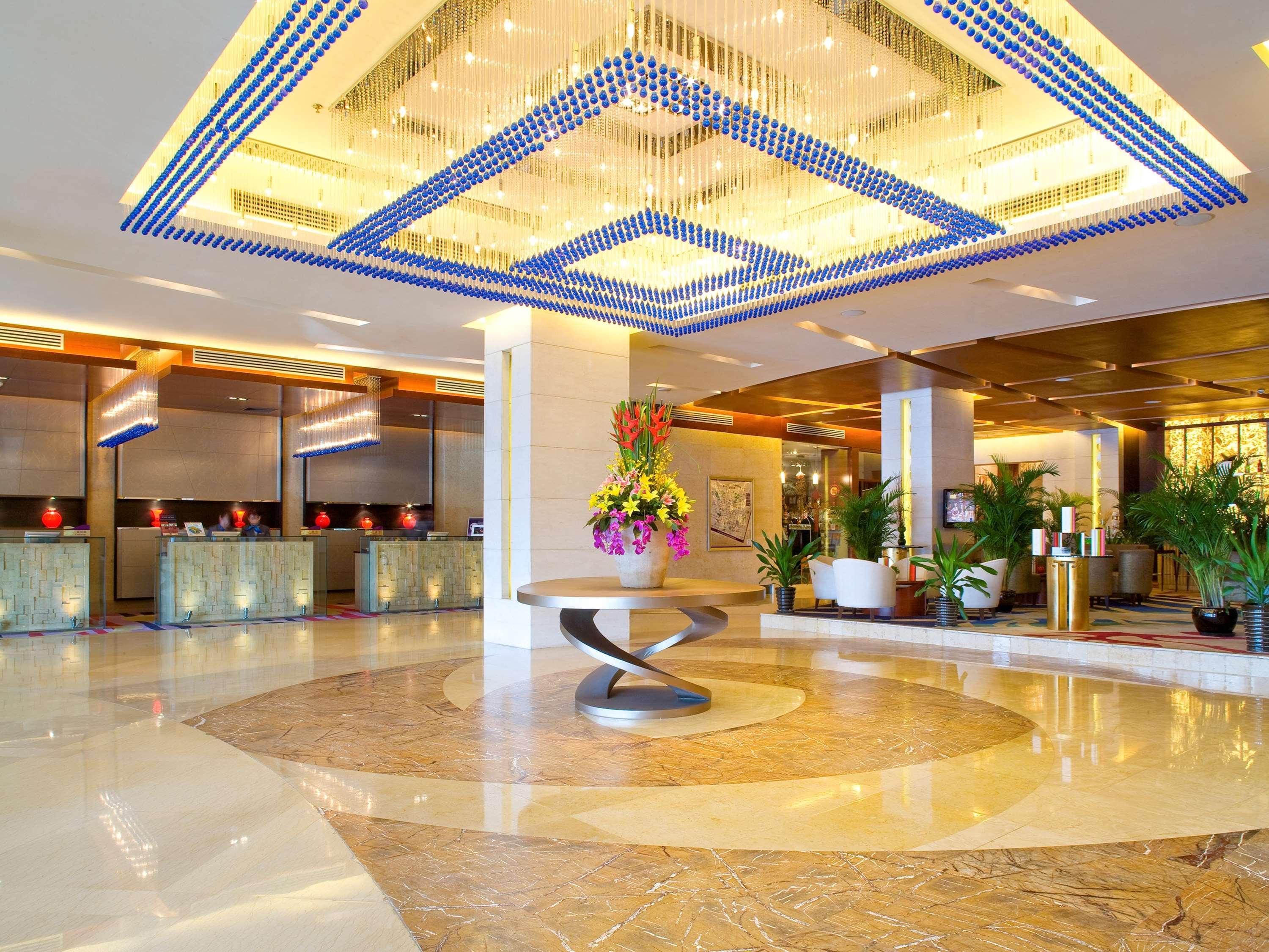 Hotel Grand Mercure