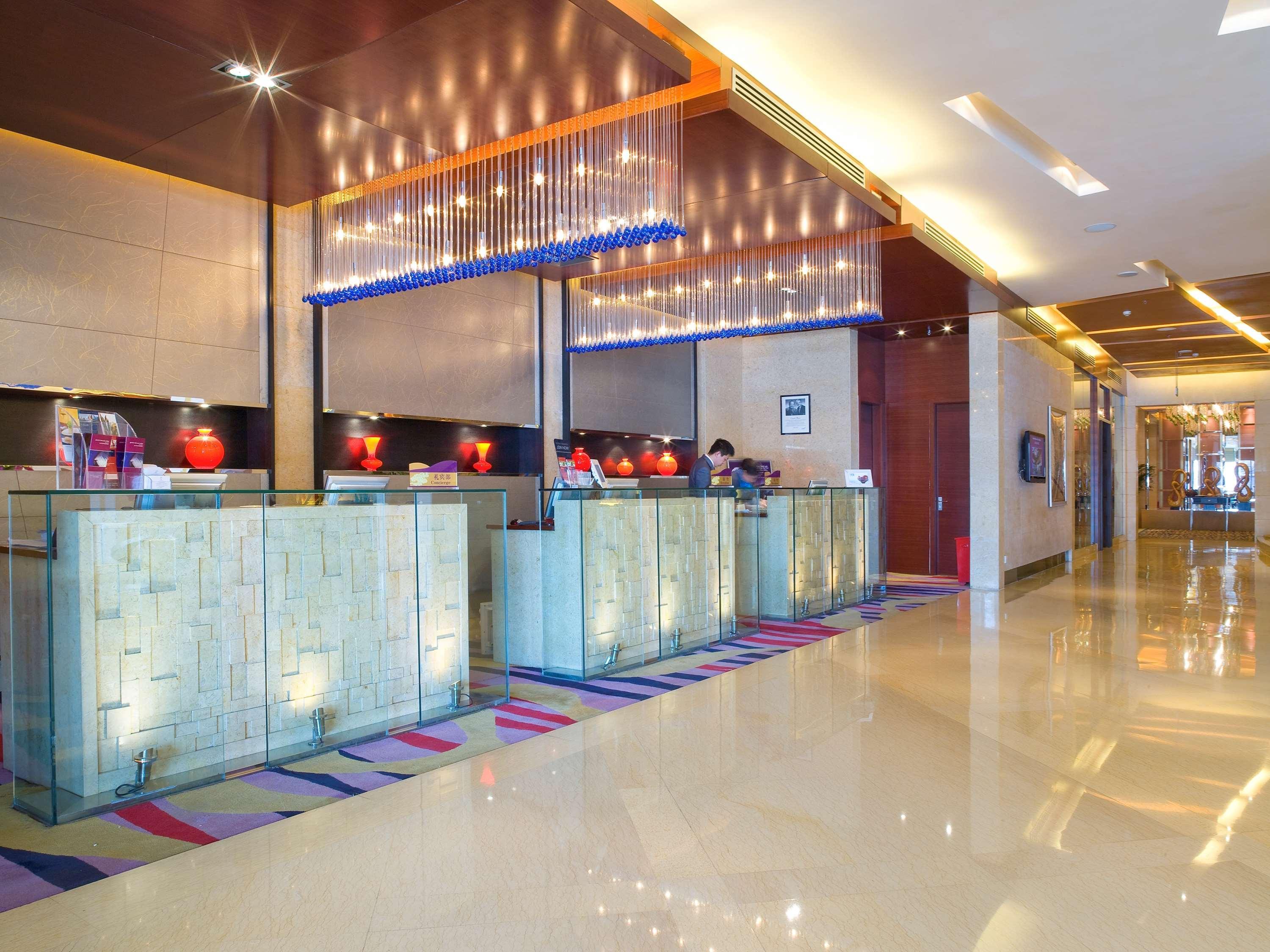 Hotel Grand Mercure