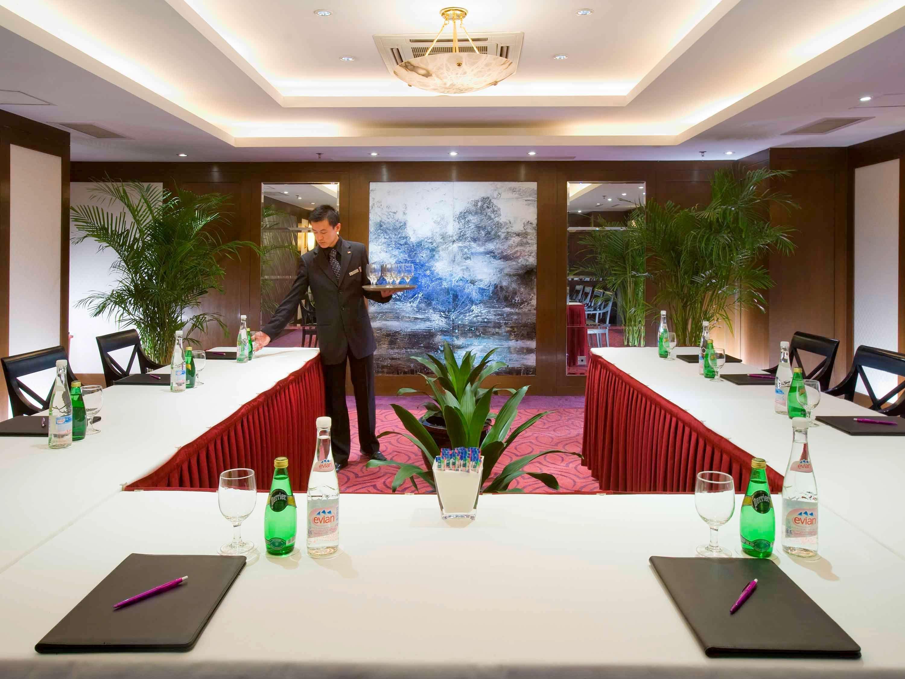Grand Mercure Hotel 4*