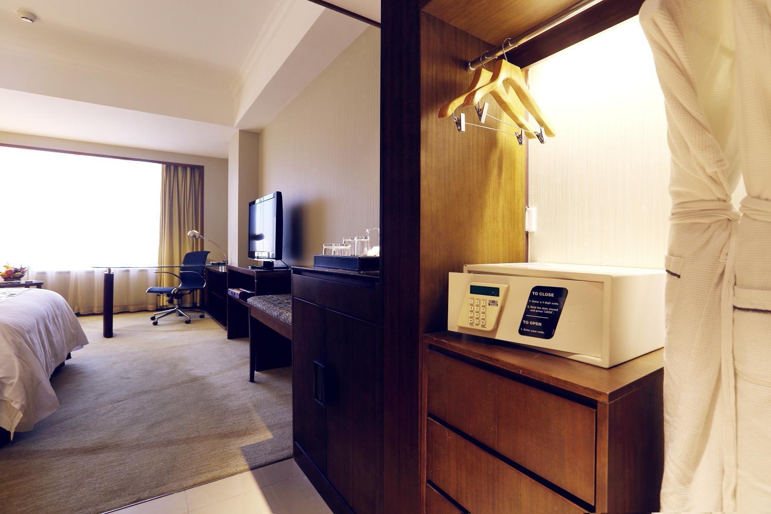 Hotel Grand Mercure